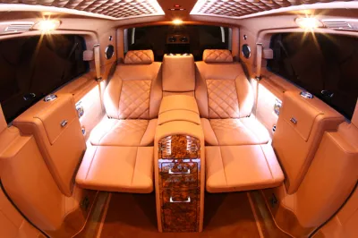 Mercedes-Benz - Viano